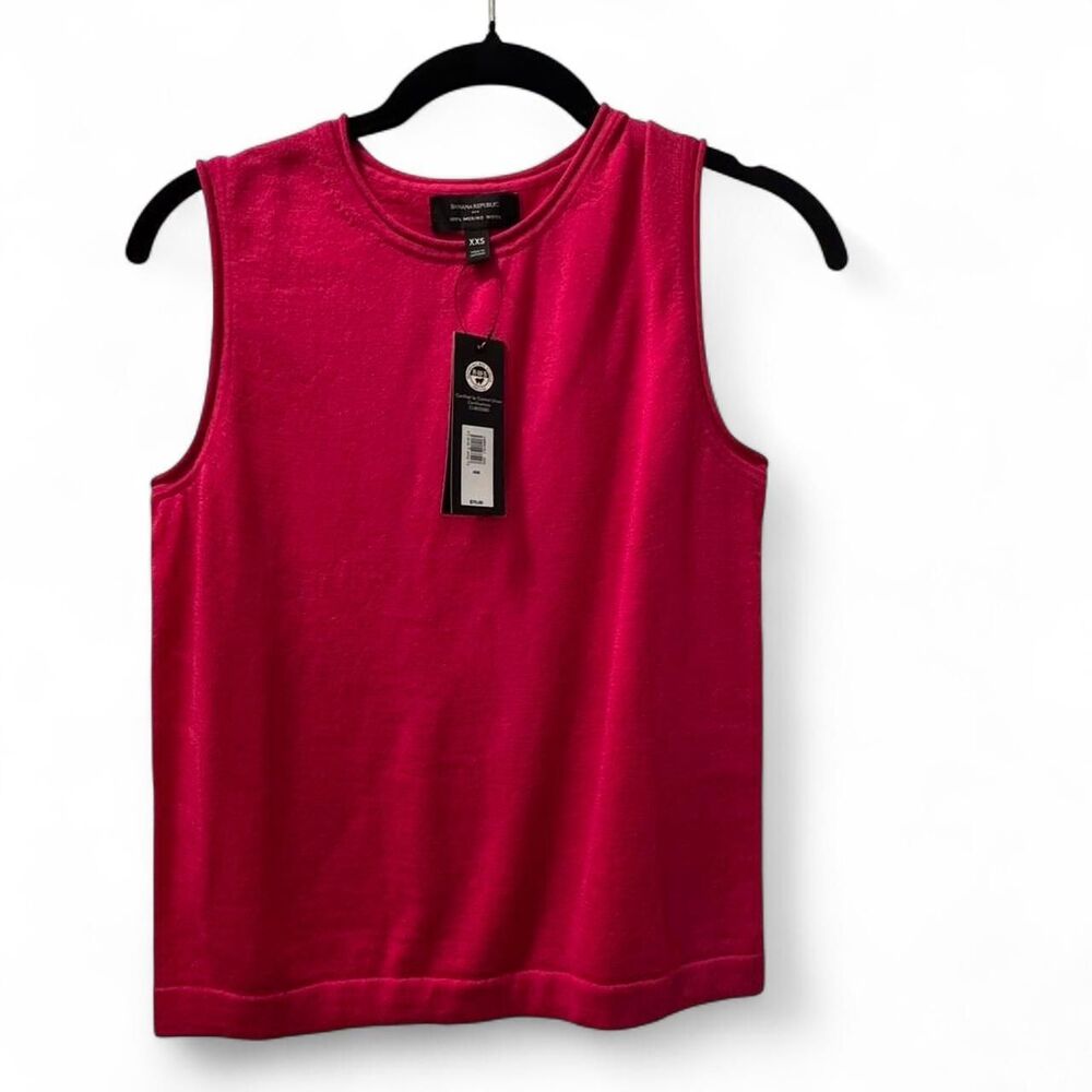 banana republic pink merino wool tank top in size XXS